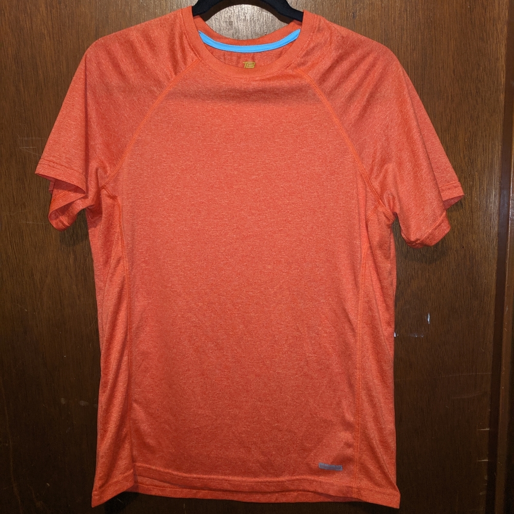 Tek gear Orange short sleeve tee size small